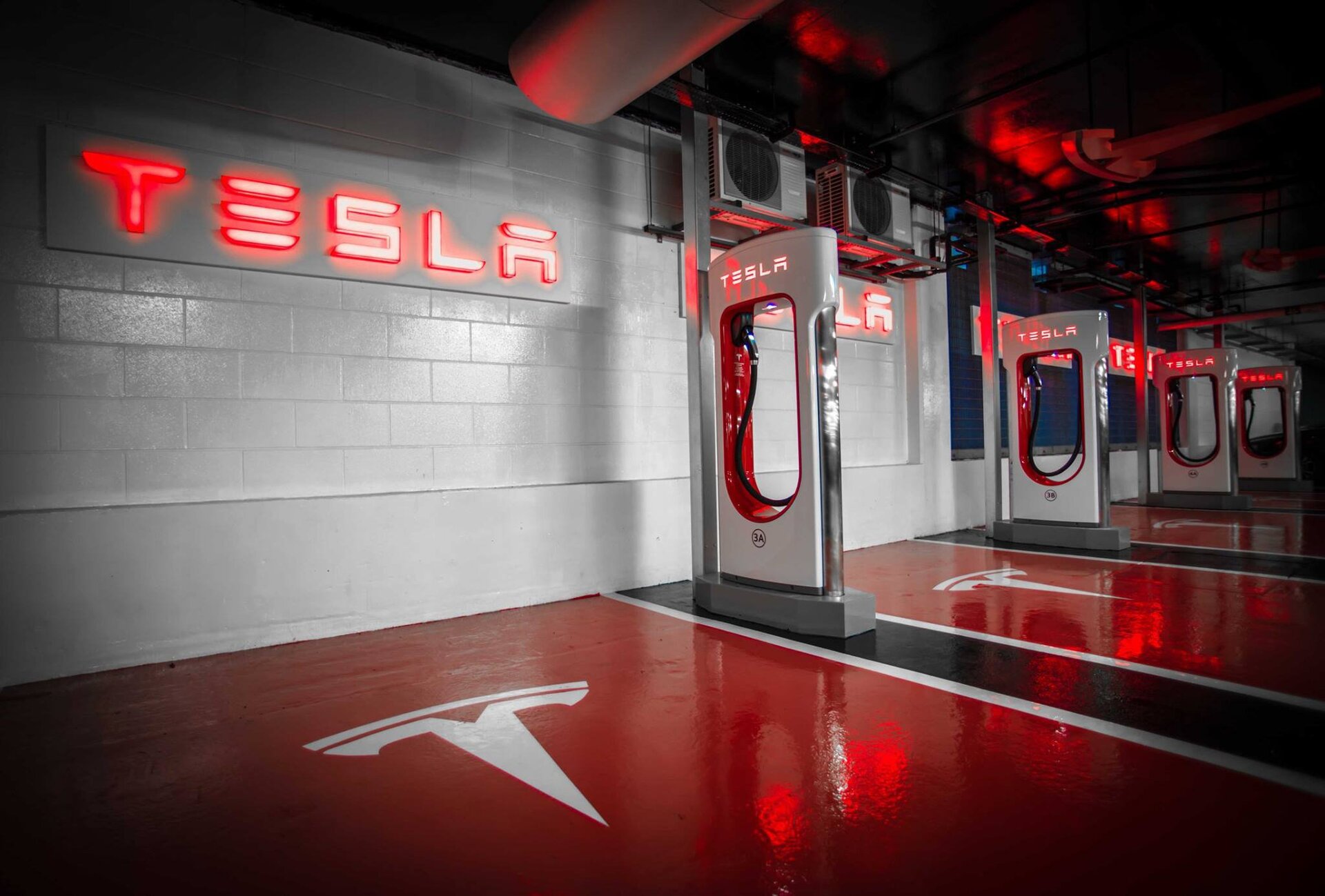 Nabíječky Supercharger od Tesla Motors