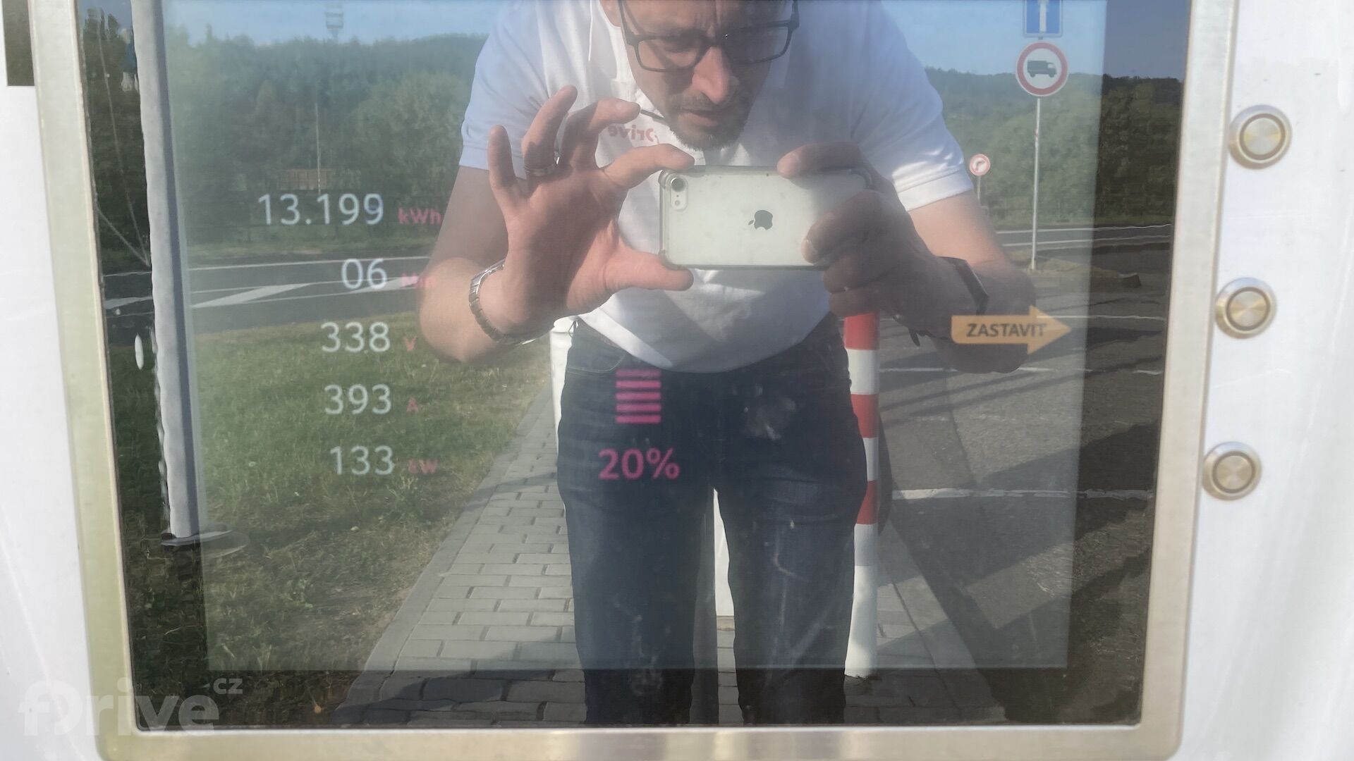 Nabíjení Opelu Movano-e 110 kWh