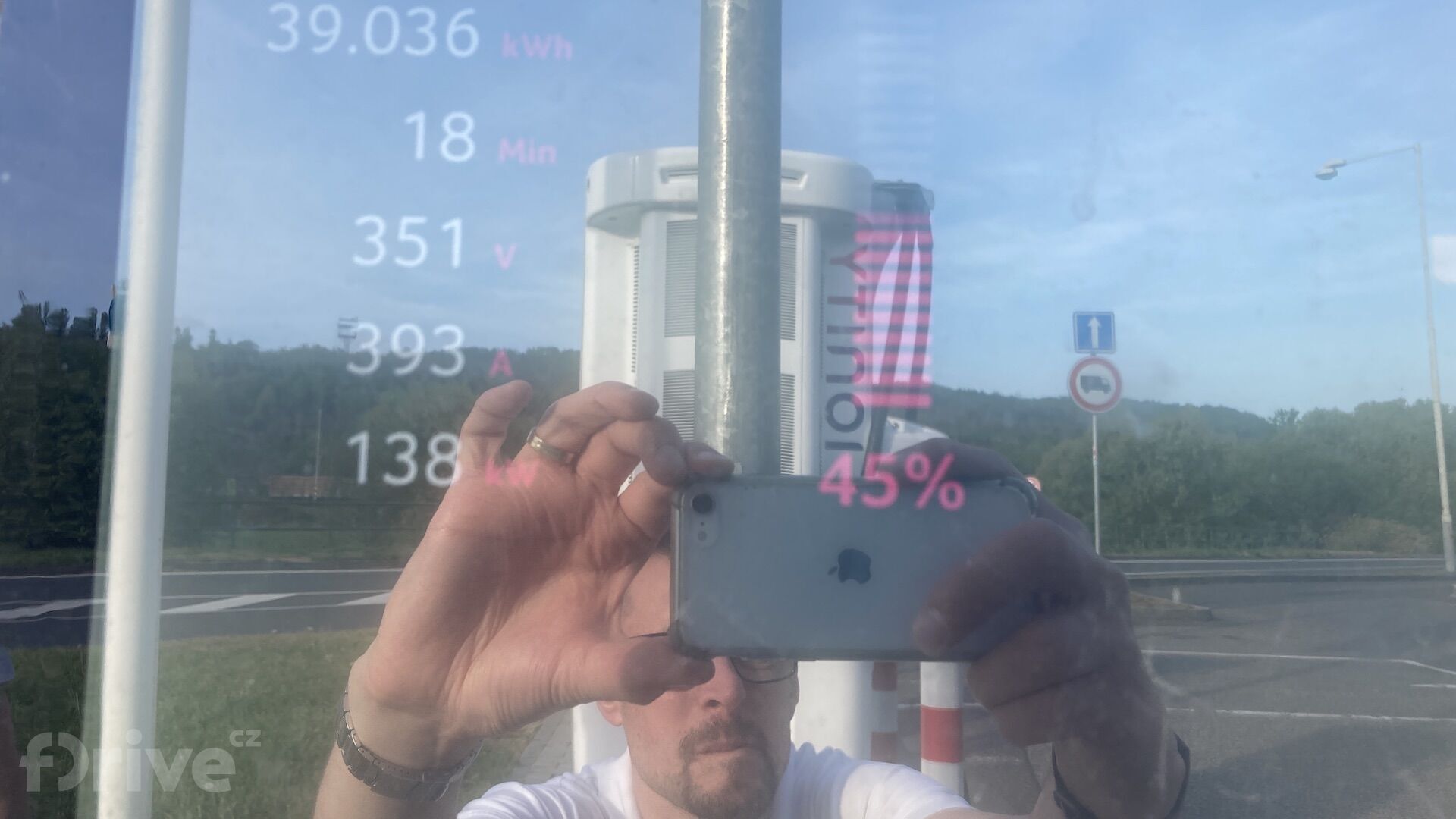 Nabíjení Opelu Movano-e 110 kWh