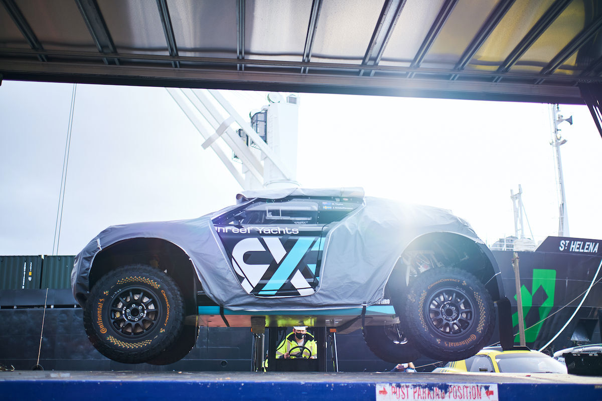 Nakládání lodi Svatá Helena