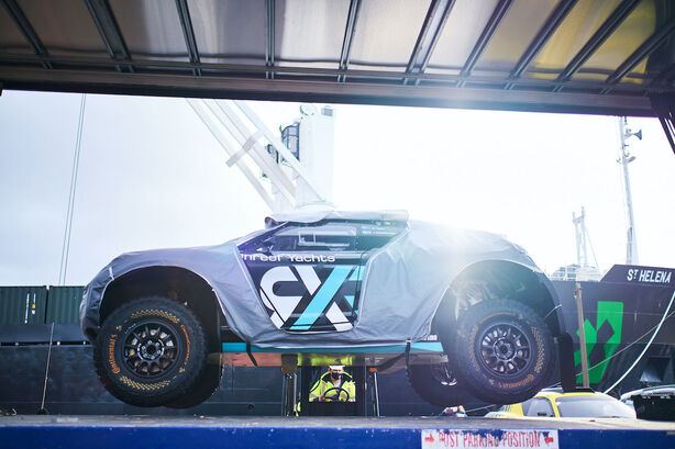 Nakládání lodi Svatá Helena