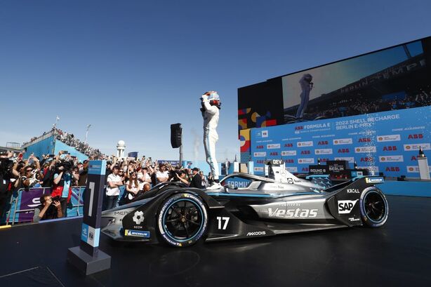 Nedělní Berlín ePrix 2022
