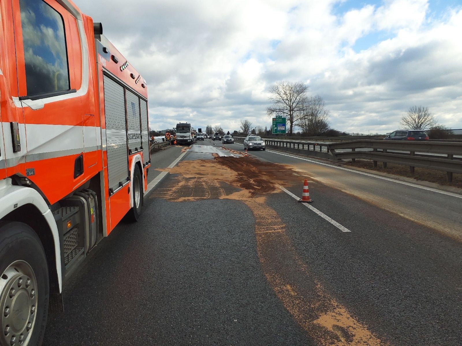 Nehoda elektrobusu na D1