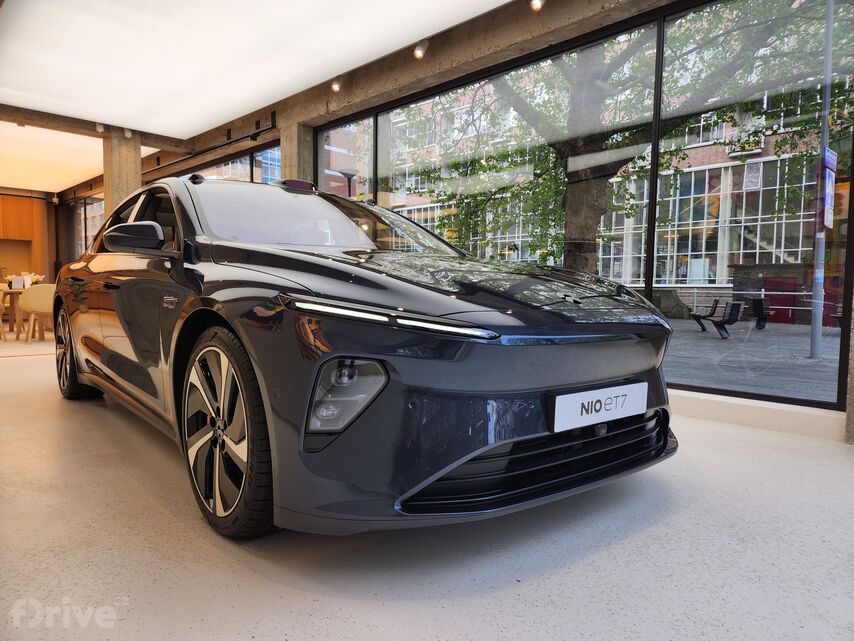 NIO ET7