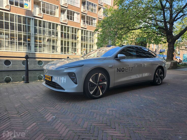 NIO ET7