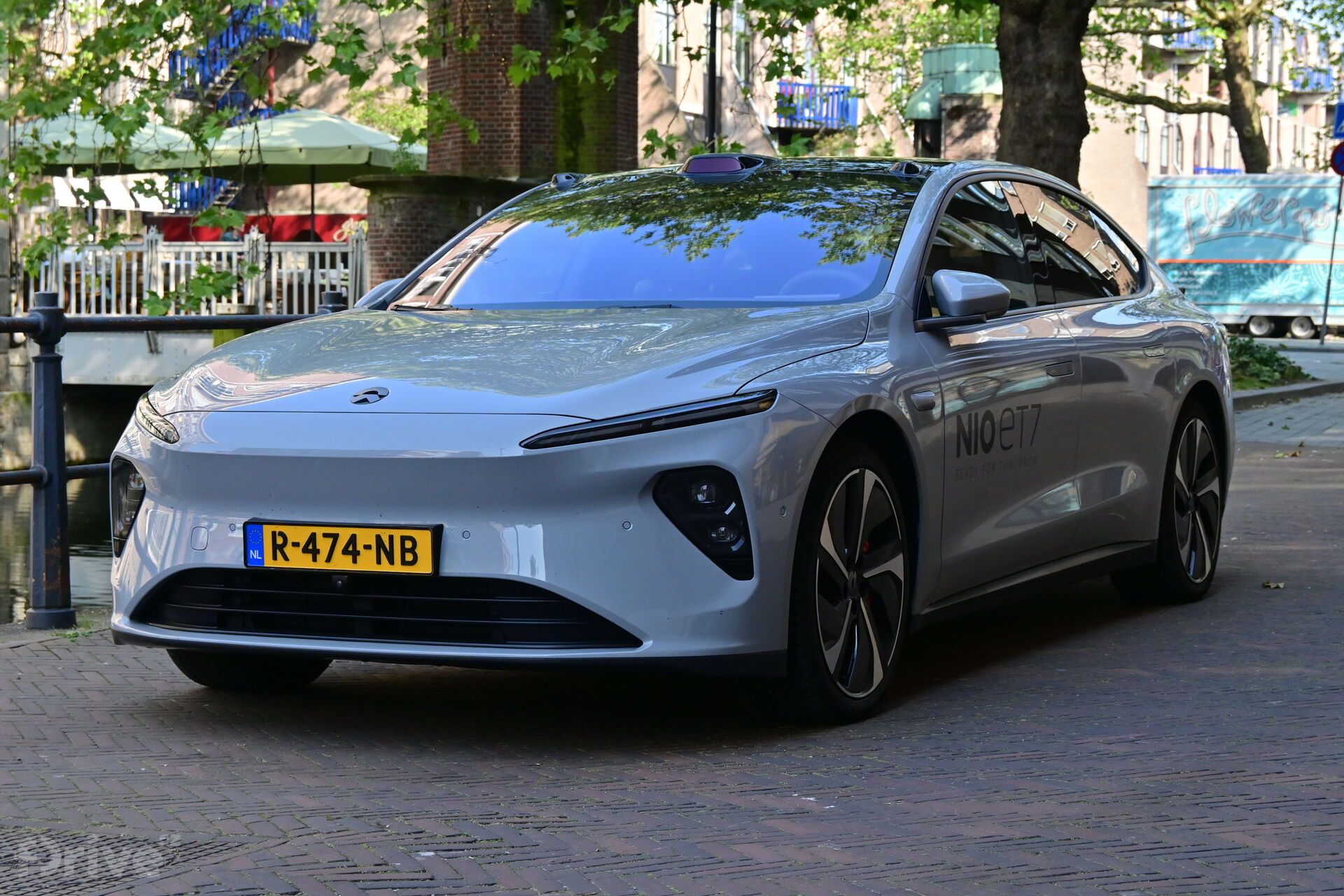 NIO ET7