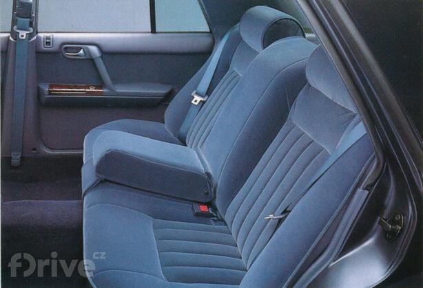 Nissan Cedric/Gloria EV