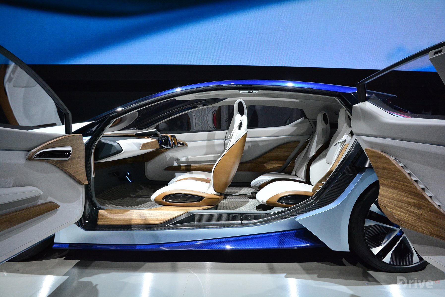 Nissan Intelligent Mobility koncept na veletrhu CES 2017