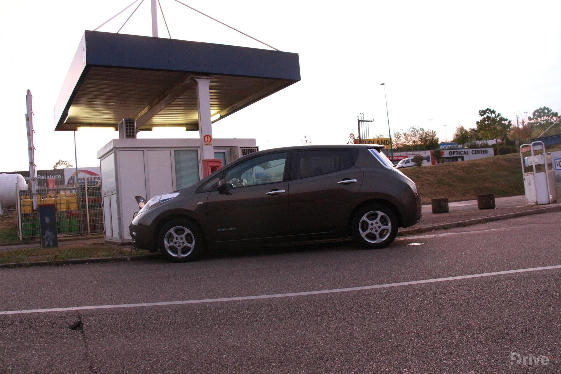 Nissan Leaf - cesta Paříž