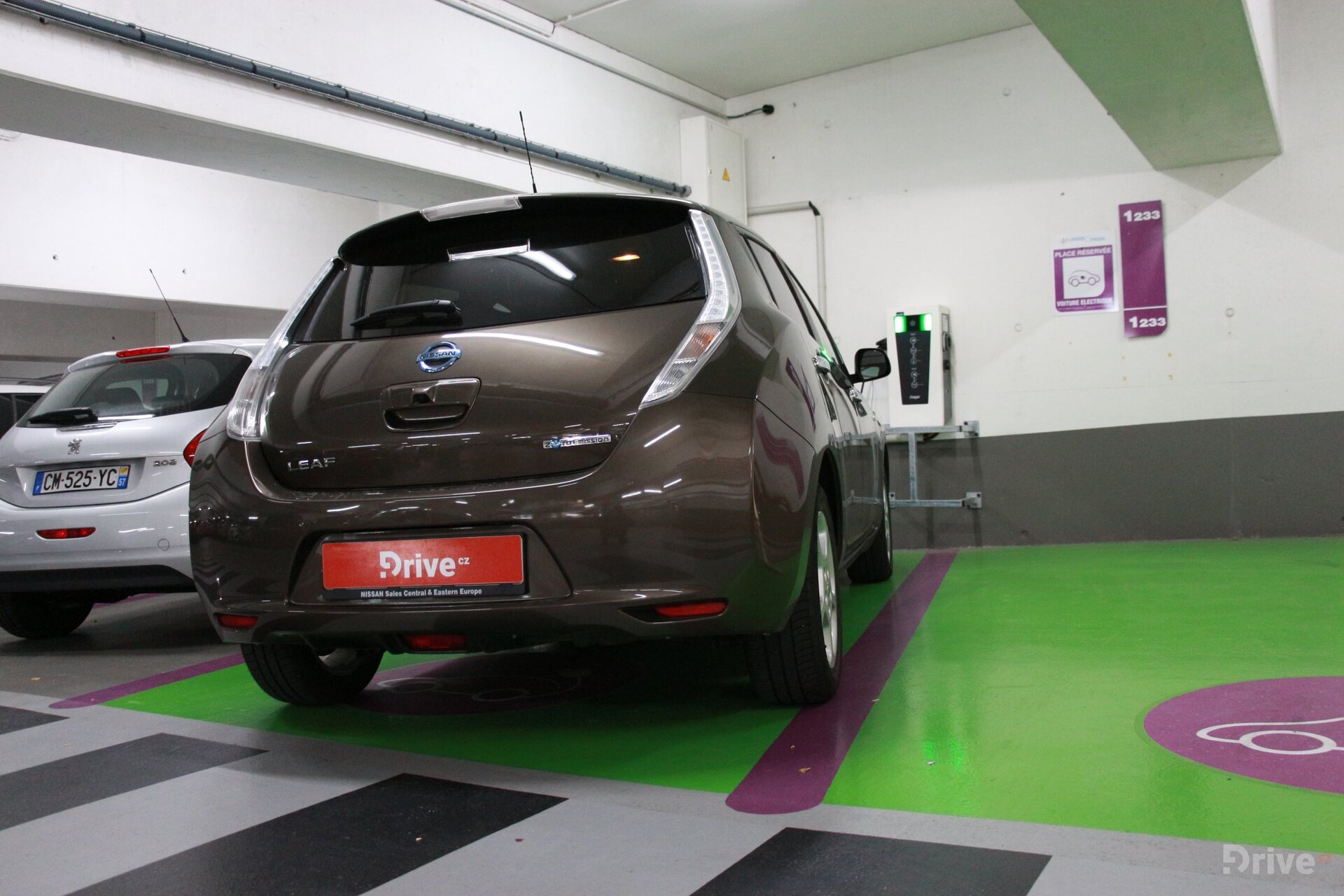 Nissan Leaf (2016) - cesta do Paříže