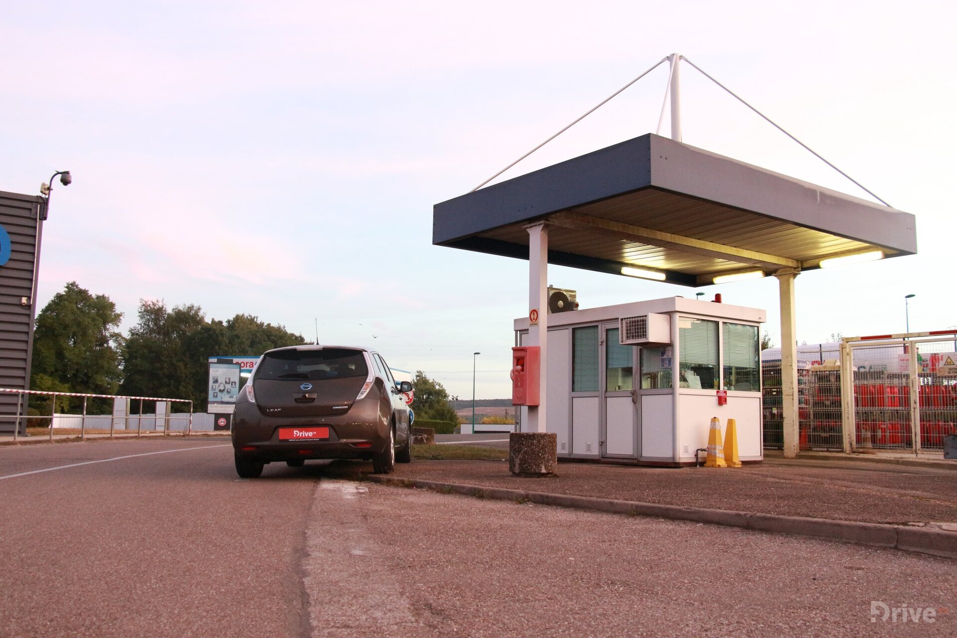 Nissan Leaf (2016) - cesta do Paříže