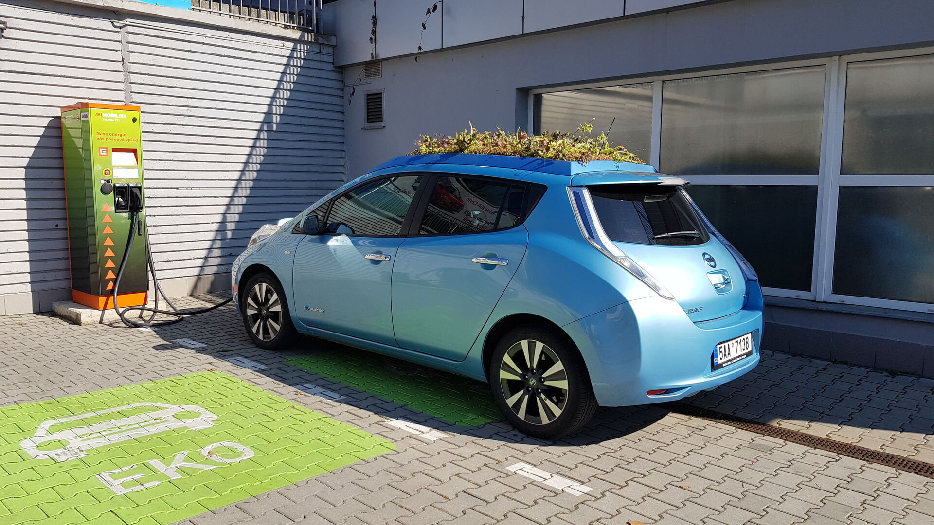 Nissan Leaf (2016)