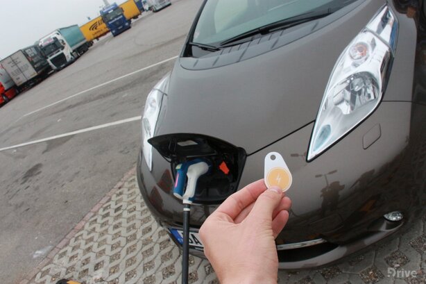 nissan leaf pariz blog