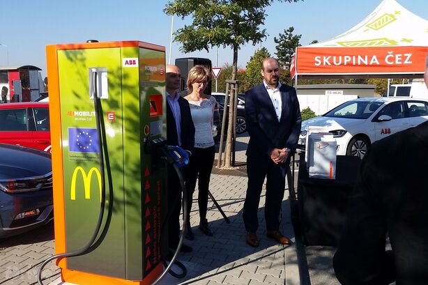 Nová nabíjecí stanice ČEZ