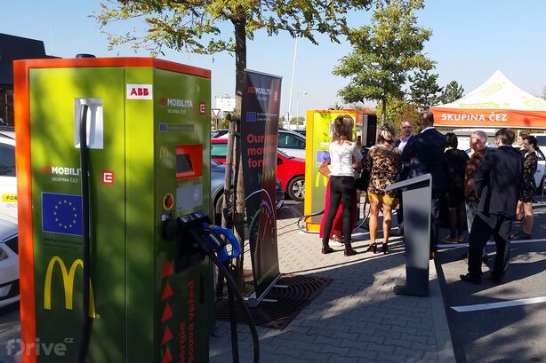 Nová nabíjecí stanice ČEZ
