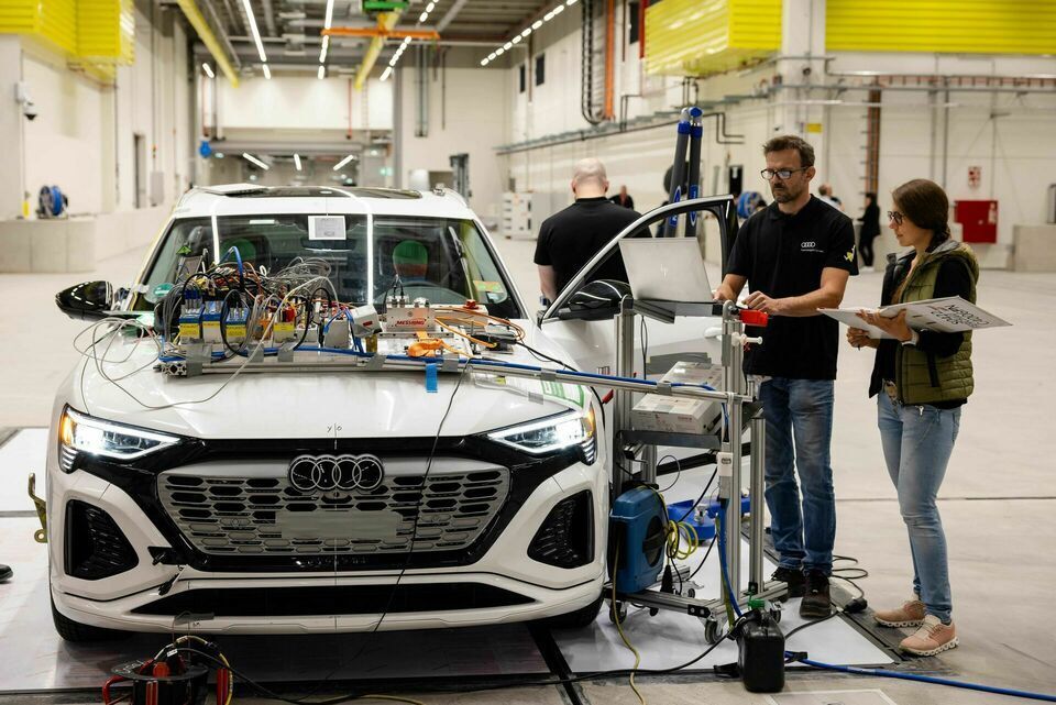 nové testovací centrum Audi