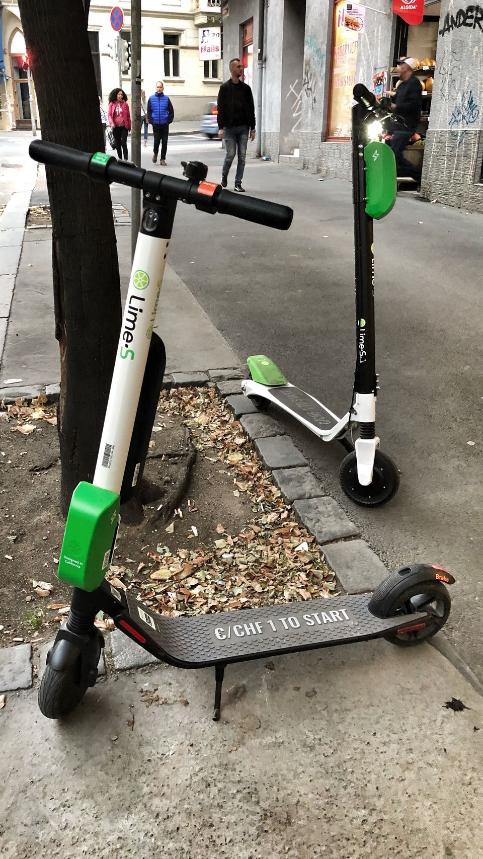 Novější typ koloběžky Lime