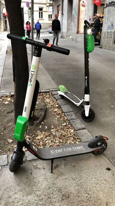 Novější typ koloběžky Lime