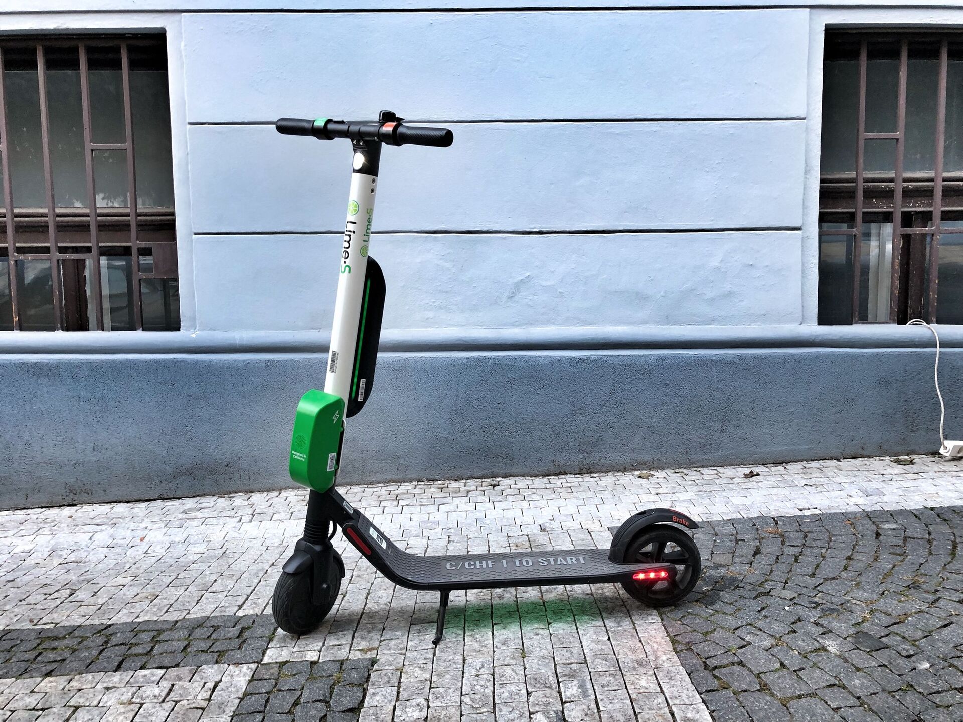 Novější typ koloběžky Lime