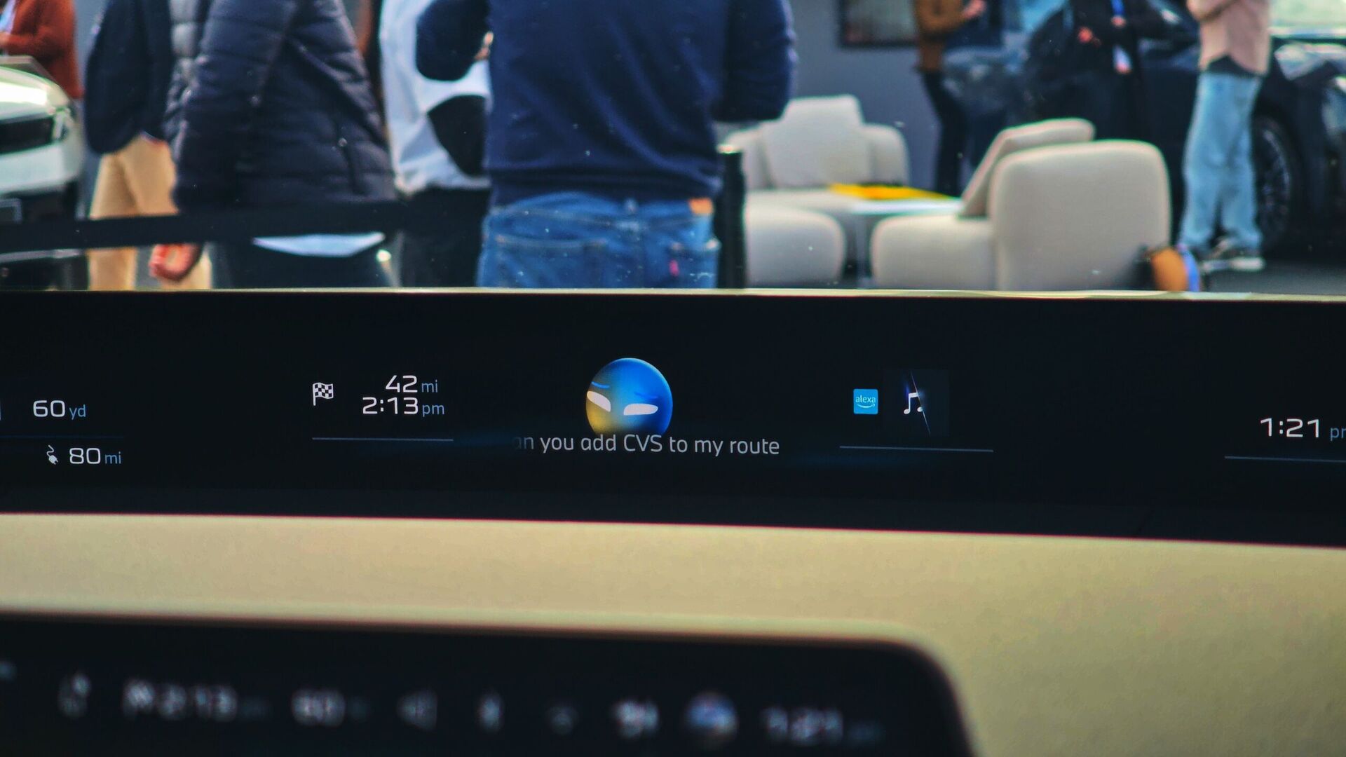 Nový asistent BMW v různých situacích