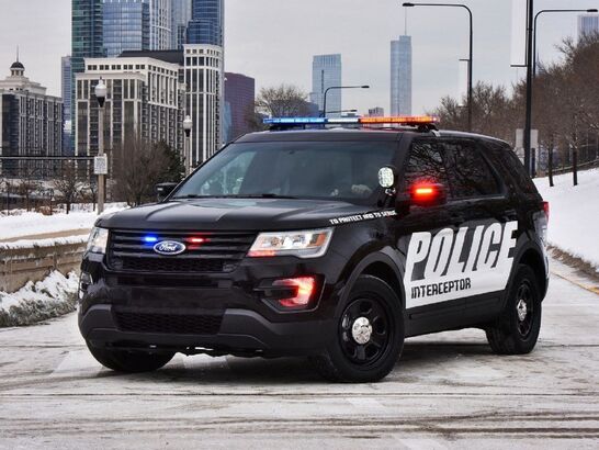 Nový policejní Ford Interceptor
