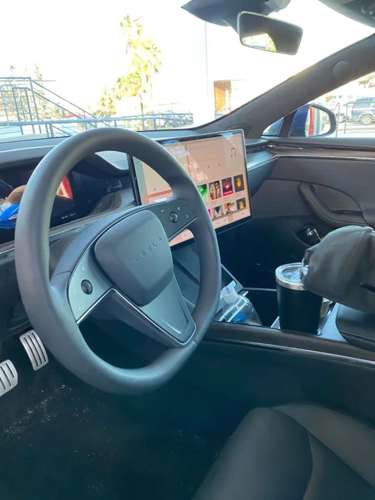 Nový software Tesla v11