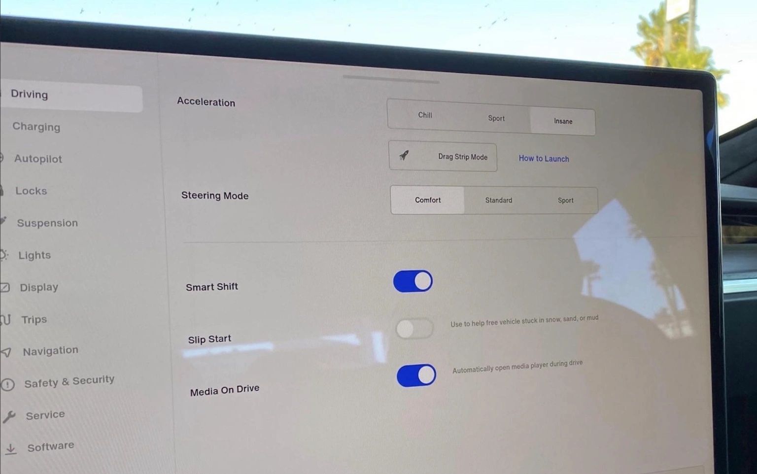 Nový software Tesla v11