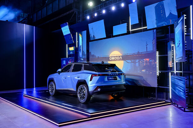 Omoda 4