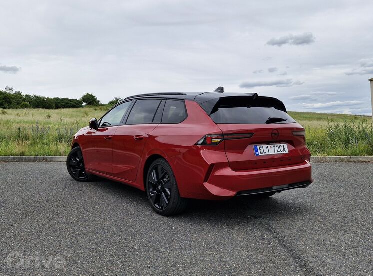 Opel Astra ST (2023)