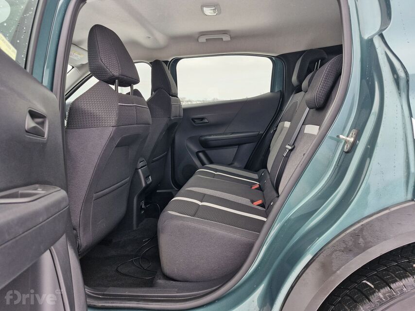 Opel Frontera Hybrid 1.2 Turbo (2026)