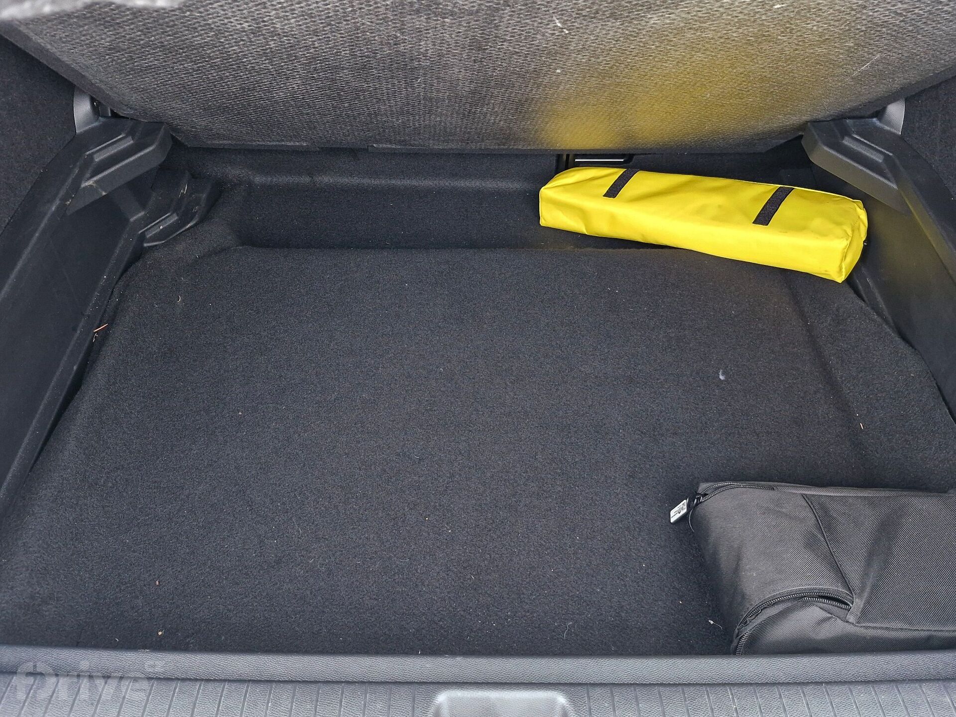 Opel Frontera Hybrid 1.2 Turbo (2026)