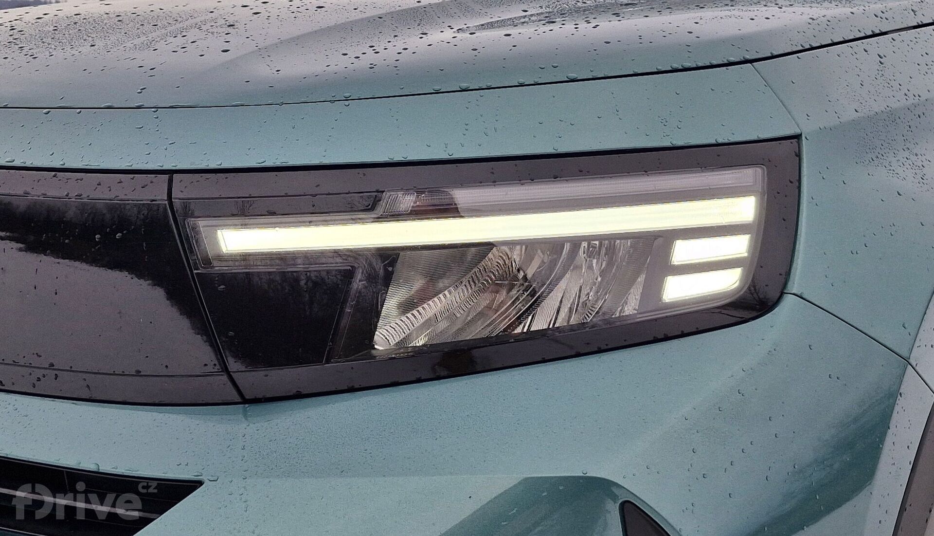 Opel Frontera Hybrid 1.2 Turbo (2026)