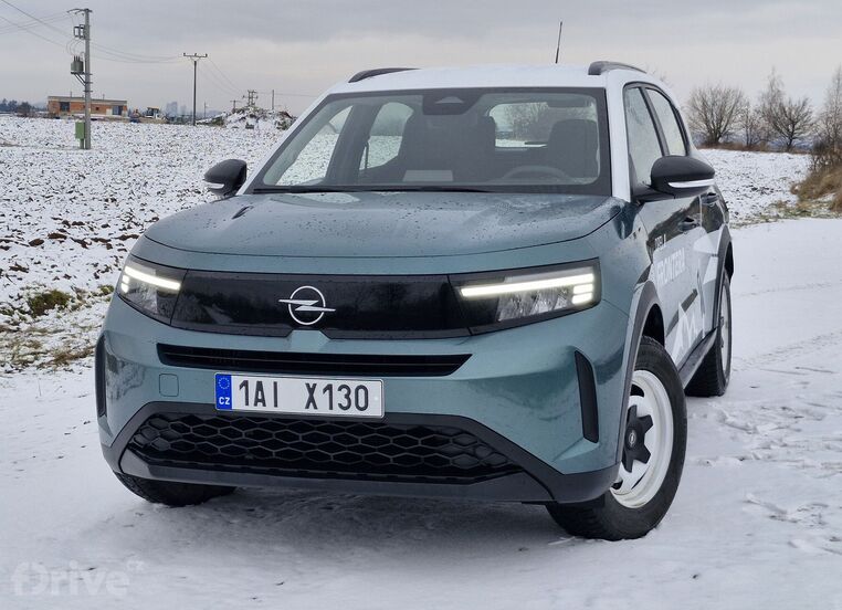 Opel Frontera Hybrid 1.2 Turbo (2026)