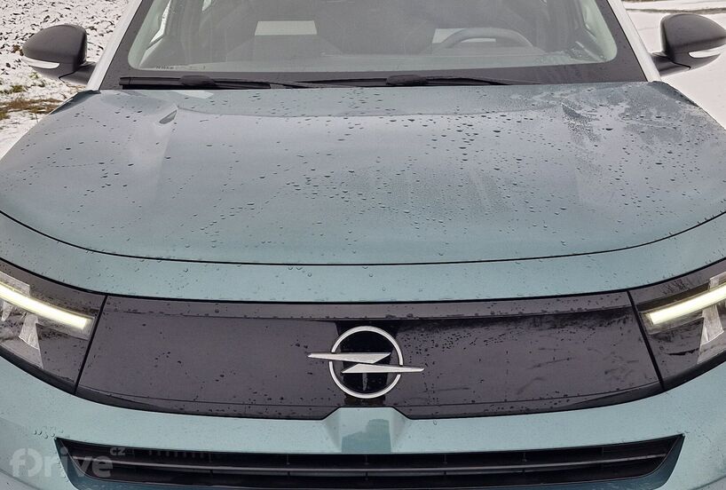 Opel Frontera Hybrid 1.2 Turbo (2026)