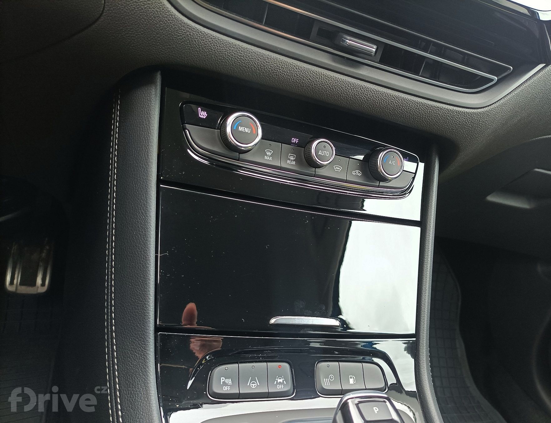 Opel Grandland Hybrid4 Ultimate