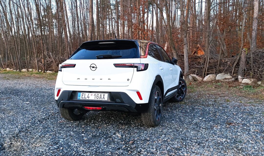 Opel Mokka-e (2022)