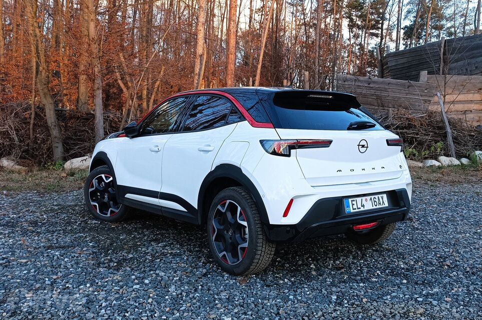 Opel Mokka-e (2022)