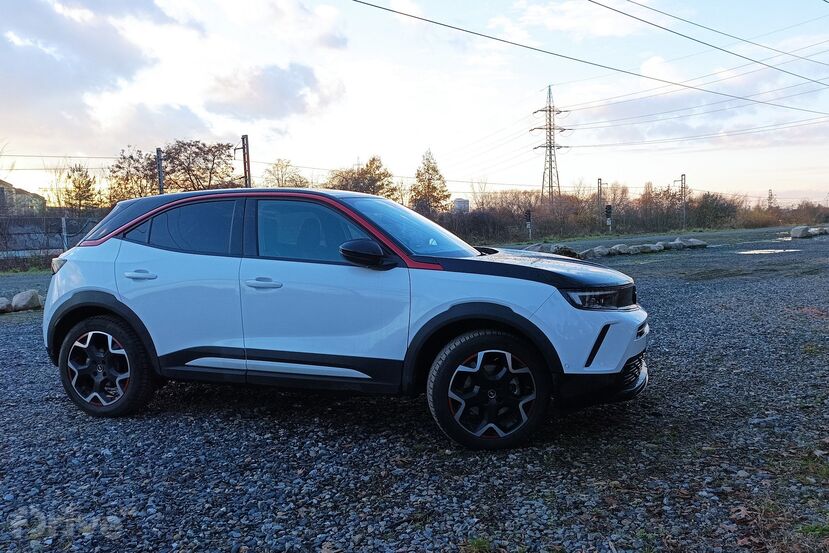 Opel Mokka-e (2022)