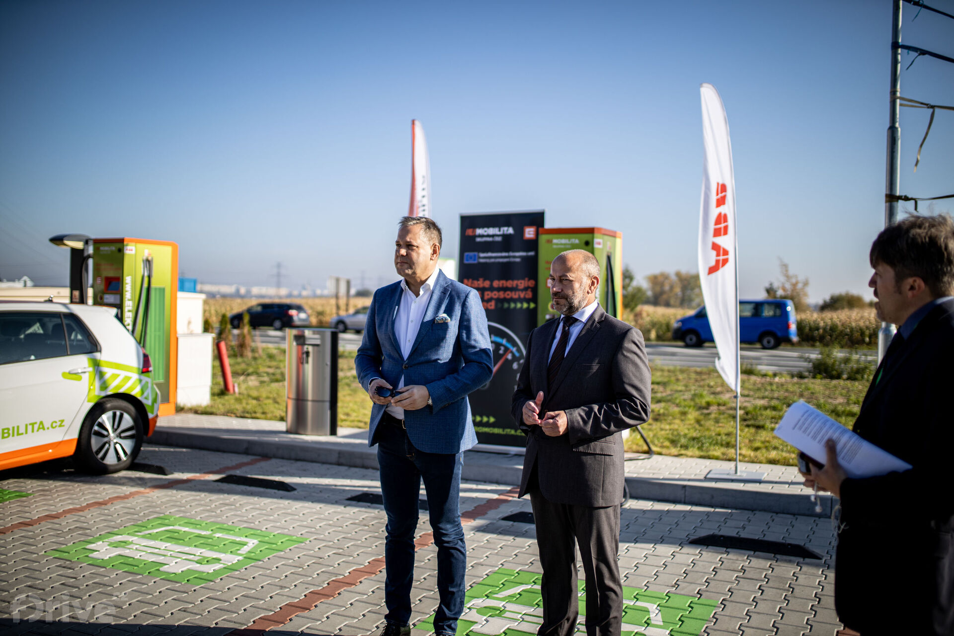 Otevření nabíječek ČEZ