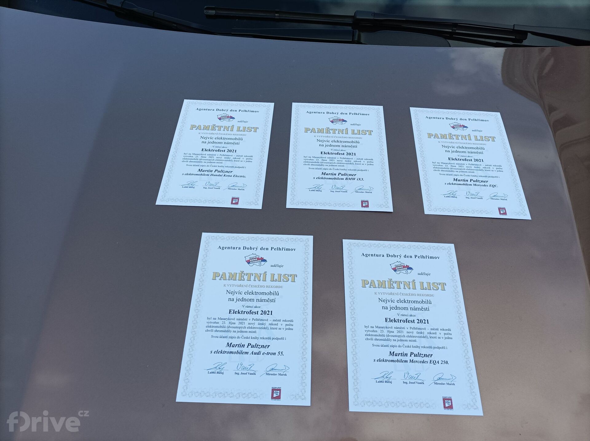 Památeční listy redaktorů fDrive.cz