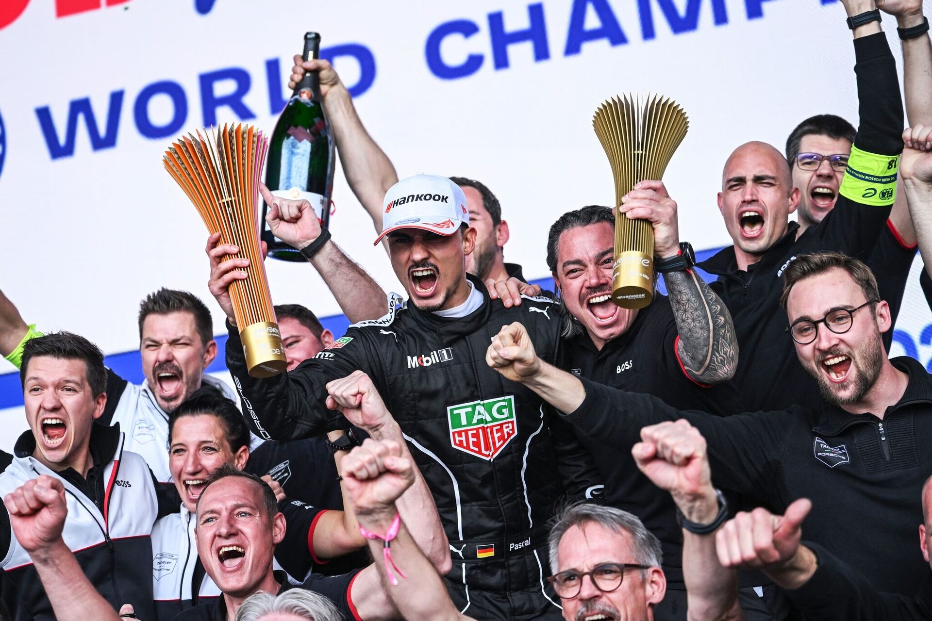 Pascal Wehrlein oslavuje, ePrix Mexiko 2024