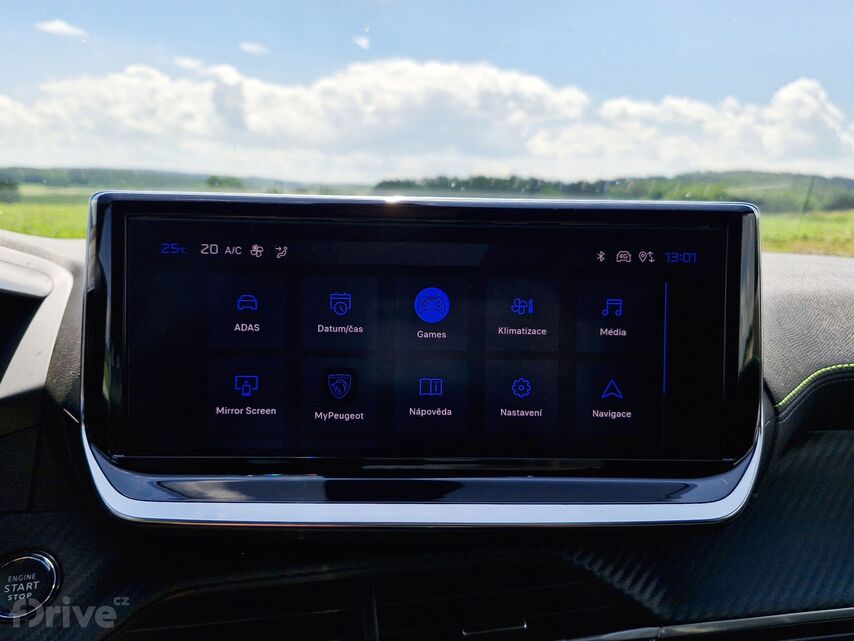 Peugeot 208 GT Hybrid 136