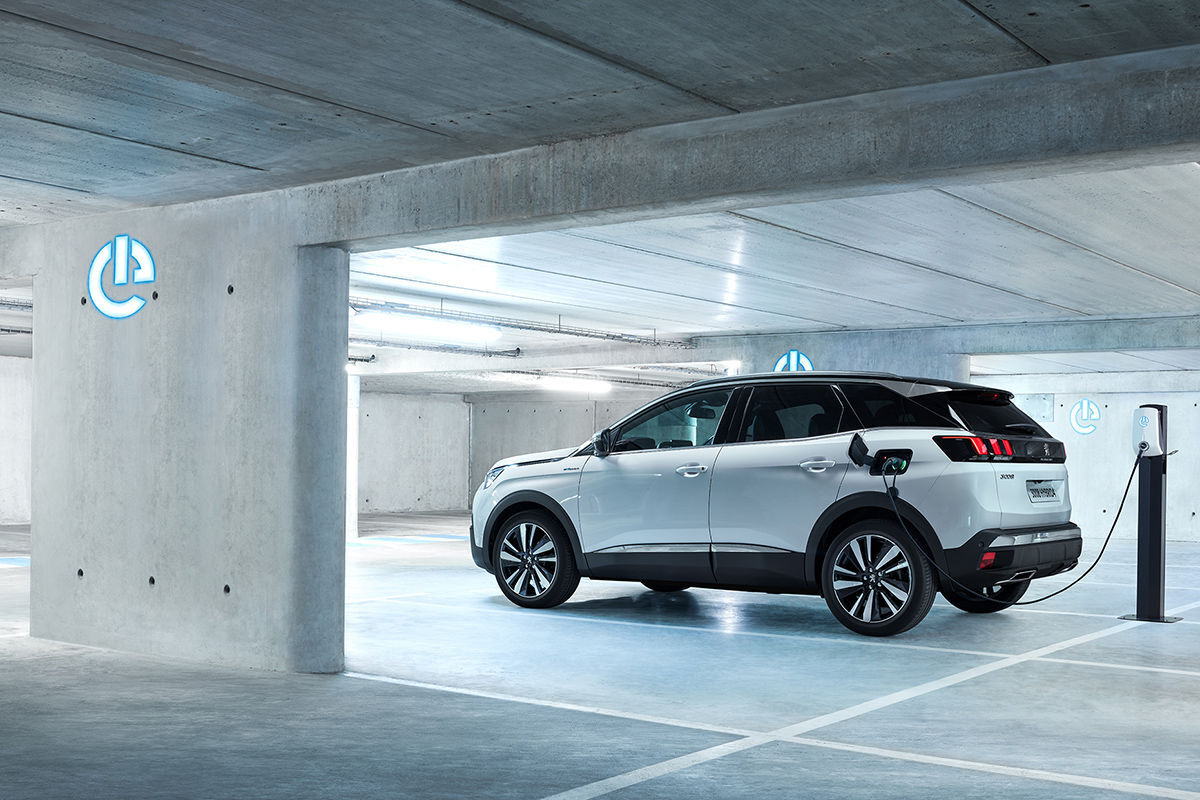 Peugeot 3008 GT HYBRID4