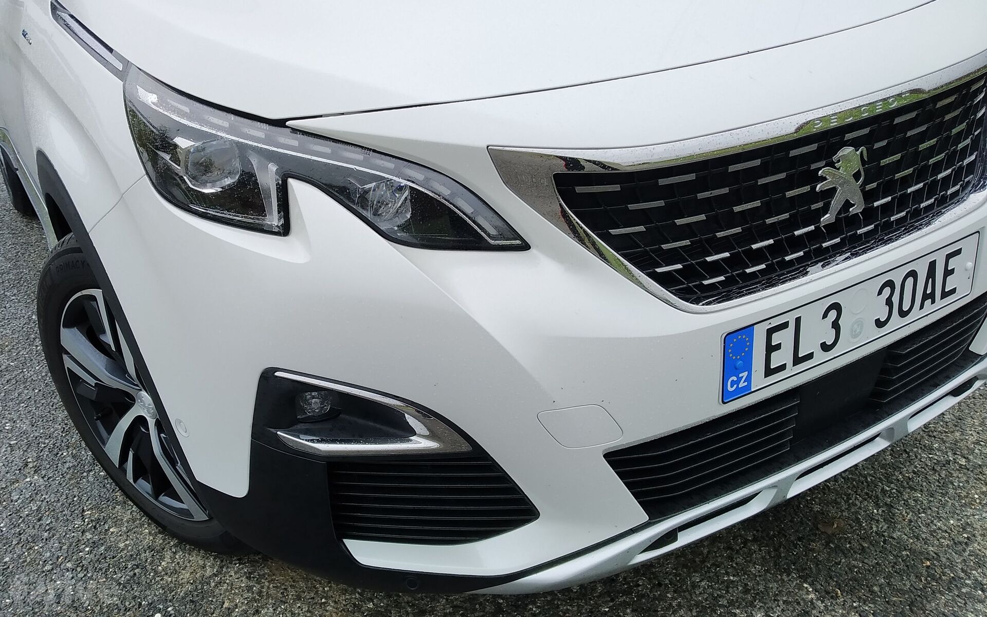 Peugeot 3008 Hybrid 225