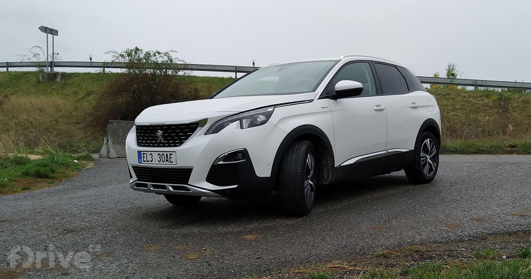 Peugeot 3008 Hybrid 225