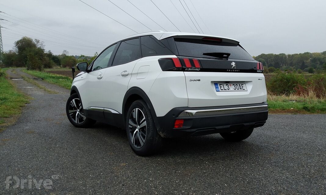 Peugeot 3008 Hybrid 225