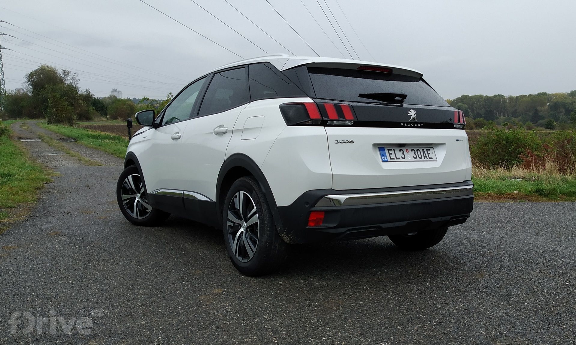 Peugeot 3008 Hybrid 225