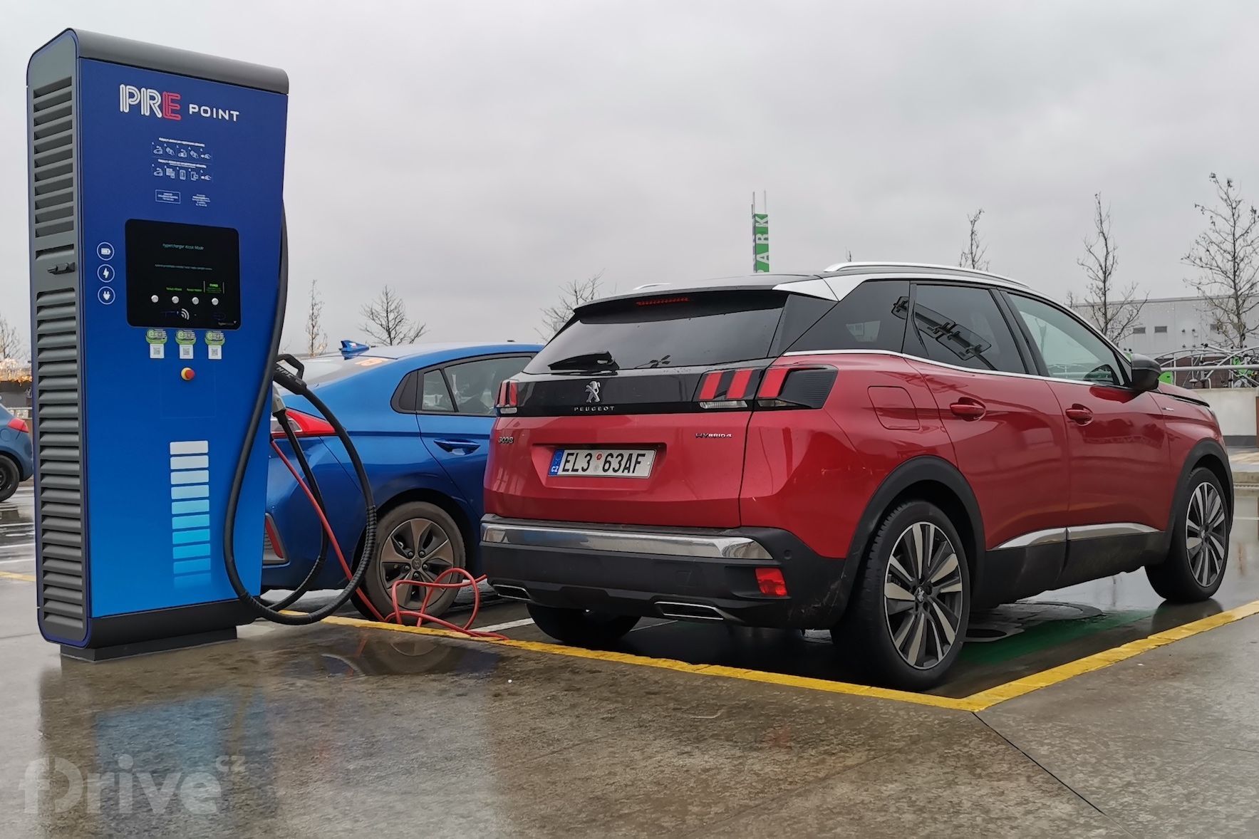 Peugeot 3008 Hybrid4