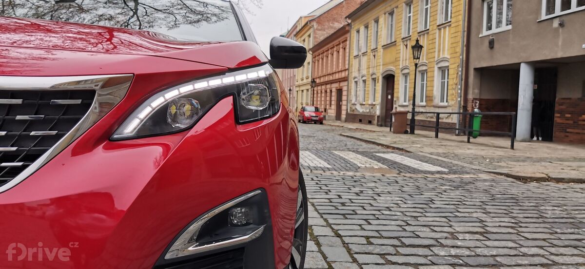 Peugeot 3008 Hybrid4