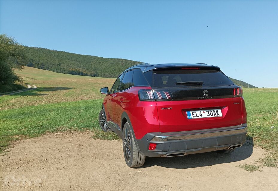 Peugeot 3008 Hybrid4 GT